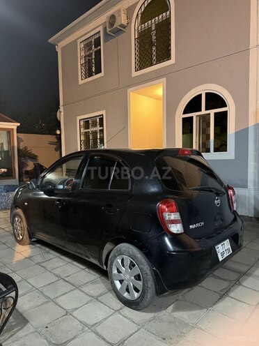 Nissan March-2