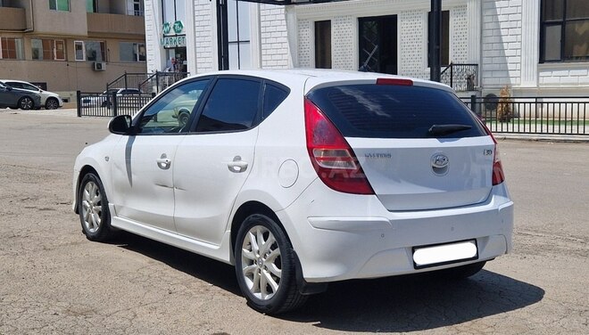 Hyundai i30-8