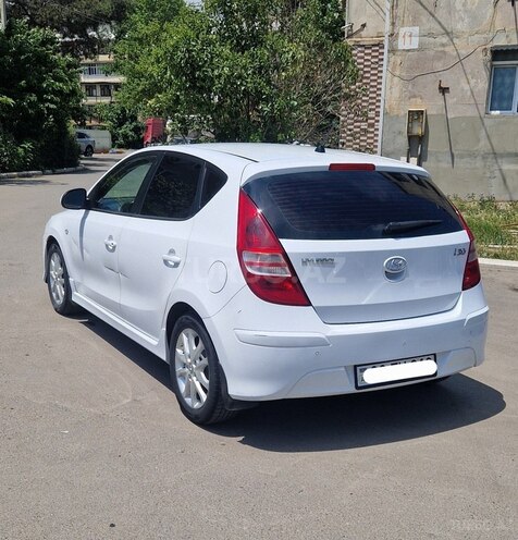 Hyundai i30-10