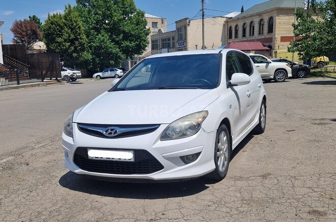 Hyundai i30-7