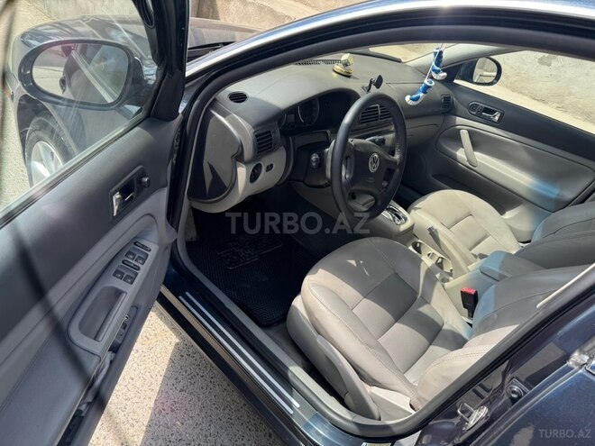 Volkswagen Passat-4