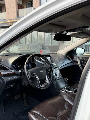 Hyundai Grandeur-7