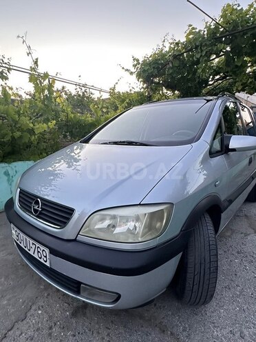 Opel Zafira-3