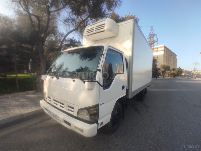 Isuzu NPR 66 P-9