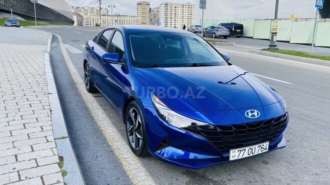 Hyundai Elantra-3