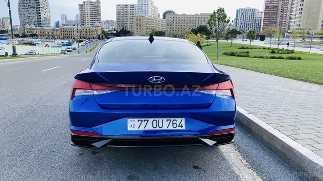 Hyundai Elantra-5