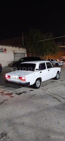 LADA (VAZ) 2107-2