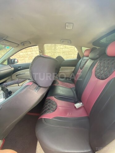 Toyota Prius-8