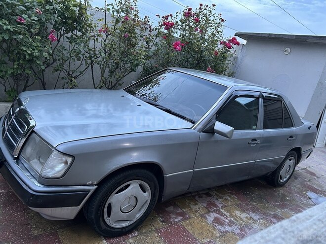 Mercedes 200 E-7