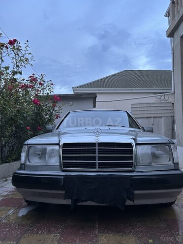 Mercedes 200 E-4