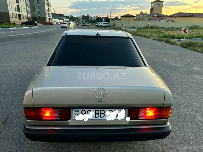Mercedes 190-3