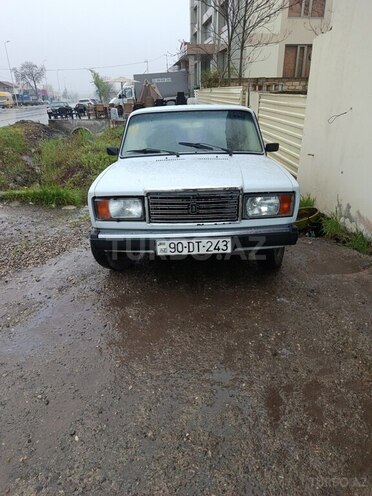 LADA (VAZ) 2107-1