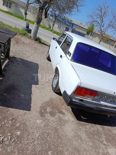 LADA (VAZ) 2107-13