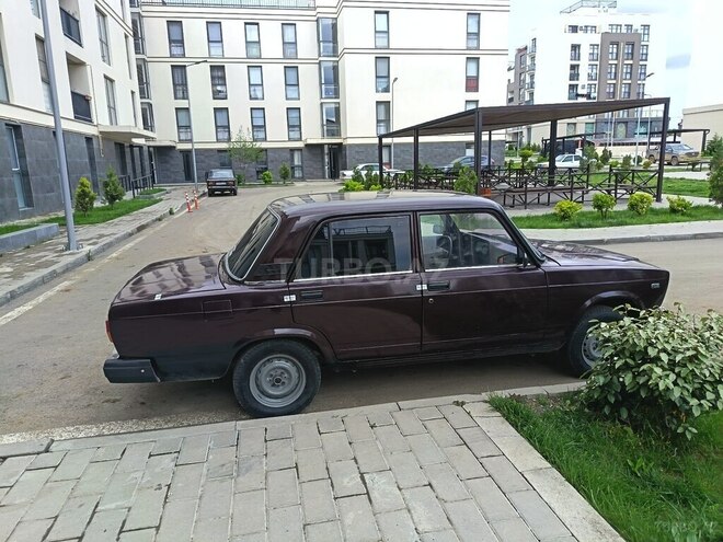 LADA (VAZ) 2107-4