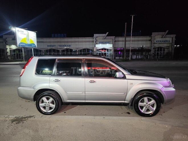 Nissan X-Trail-11