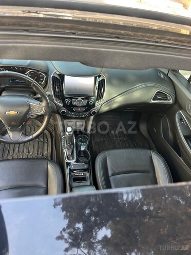 Chevrolet Cruze-10