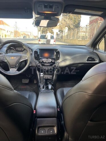 Chevrolet Cruze-6
