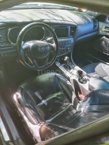 Kia Optima-3