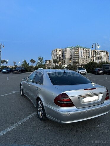 Mercedes E 220-8