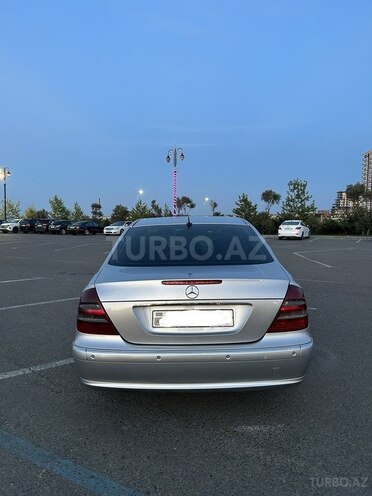 Mercedes E 220-3