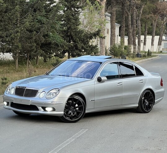 Mercedes E 320-8