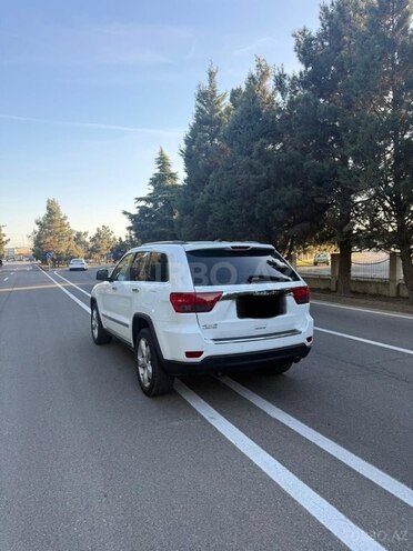 Jeep Grand Cherokee-6