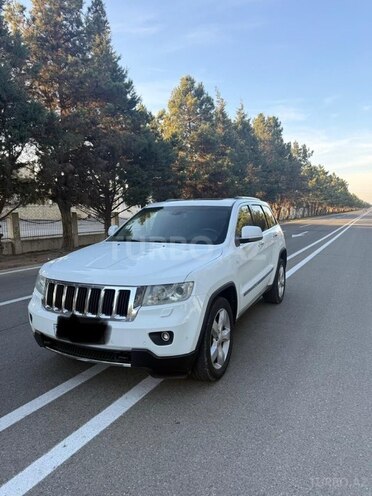 Jeep Grand Cherokee-1