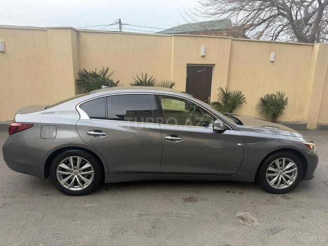 Infiniti Q50-2