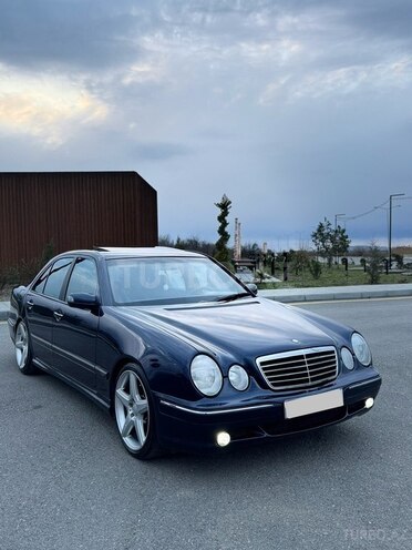 Mercedes E 240-8