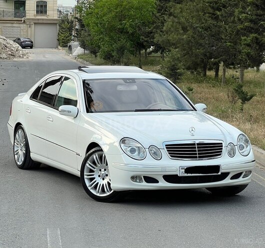 Mercedes E 240-2