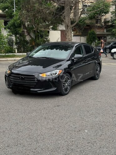 Hyundai Elantra-5