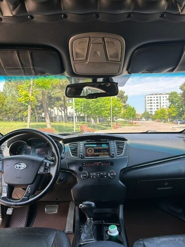 Kia Cadenza-5