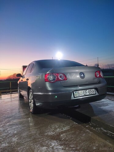 Volkswagen Passat-2