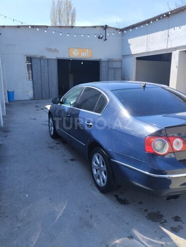 Volkswagen Passat-8