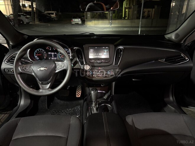 Chevrolet Malibu-5