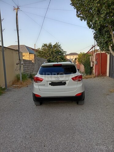 Hyundai ix35-6