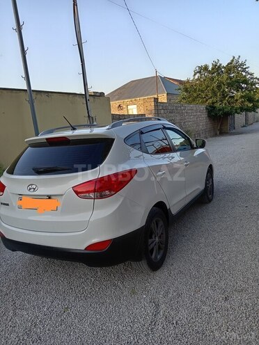 Hyundai ix35-4