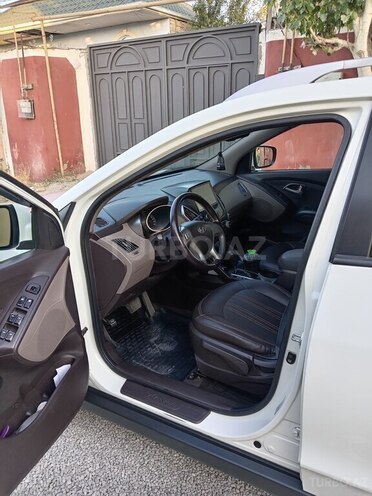 Hyundai ix35-12