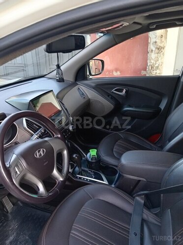 Hyundai ix35-11