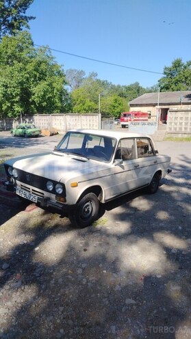 LADA (VAZ) 2106-7