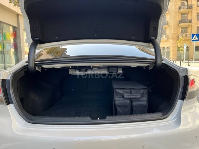 Hyundai Sonata-13