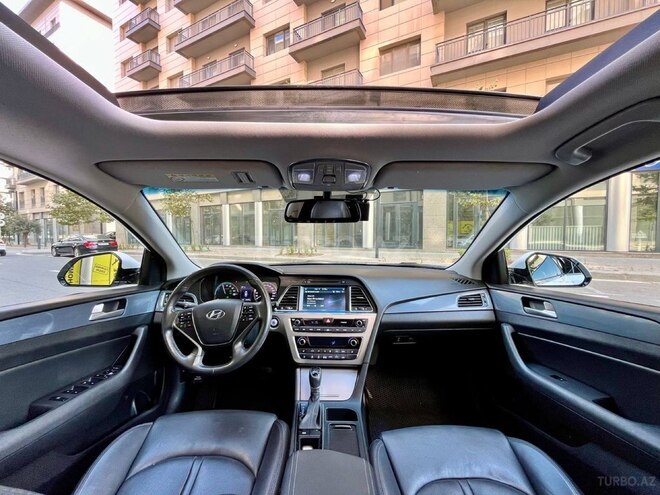 Hyundai Sonata-11