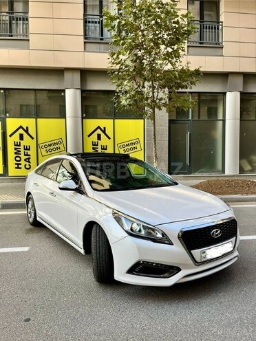 Hyundai Sonata-1