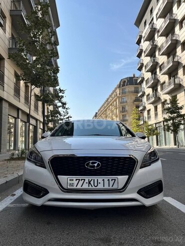 Hyundai Sonata-6
