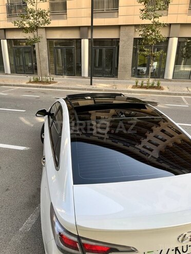 Hyundai Sonata-5