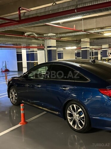 Hyundai Sonata-4