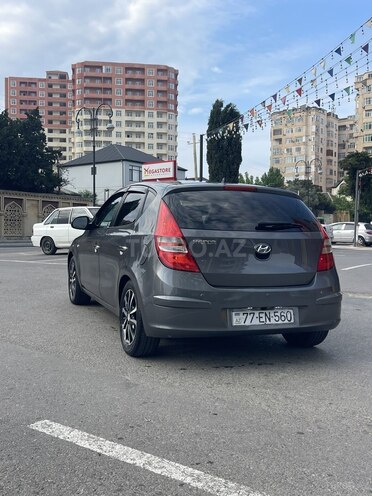 Hyundai i30-6