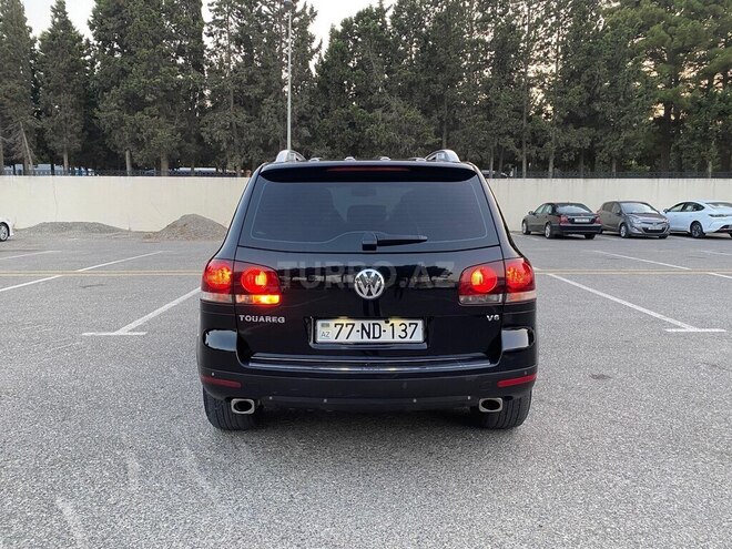 Volkswagen Touareg-2