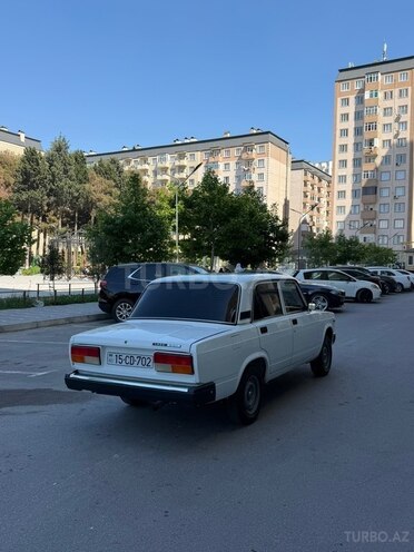 LADA (VAZ) 2107-5