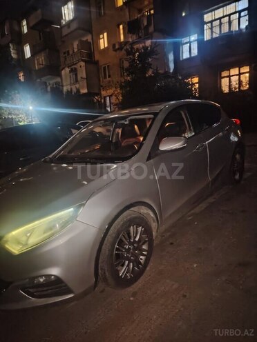 Changan Eado XT-6